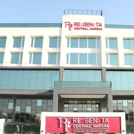 Regenta Central Harsha Vapi Pārdi Eksteriør billede